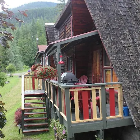 Sunny Bluffs Chalets Kaslo Exterior photo