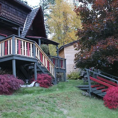 Sunny Bluffs Chalets Kaslo Exterior photo