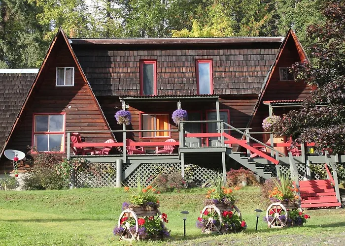 Sunny Bluffs Chalets