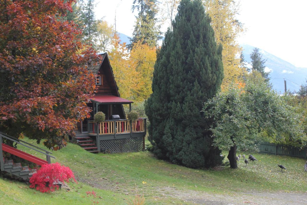 Chalet Sunny Bluffs