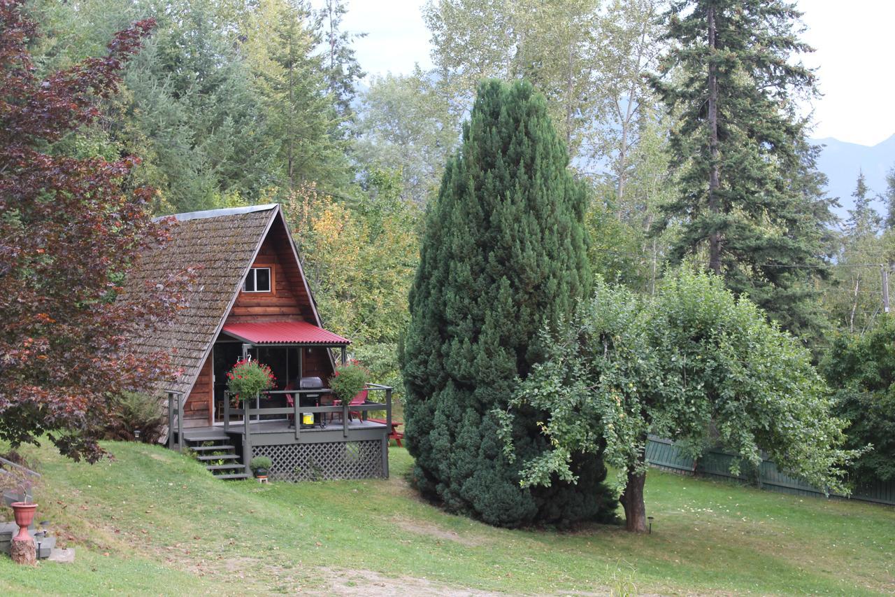 Sunny Bluffs Chalet *