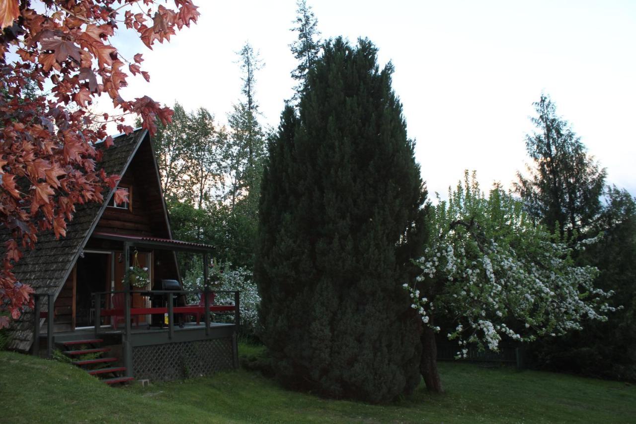 Sunny Bluffs Chalet Kaslo