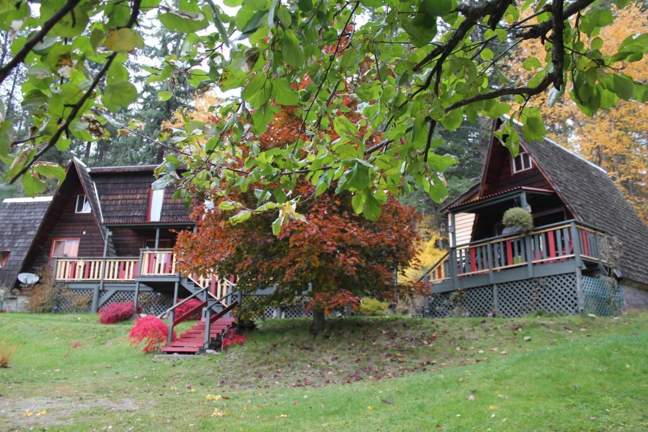 Chalet Sunny Bluffs *